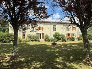 propriete à la vente -   86350  CIVRAY, surface 134 m2 vente propriete - UBI478151570